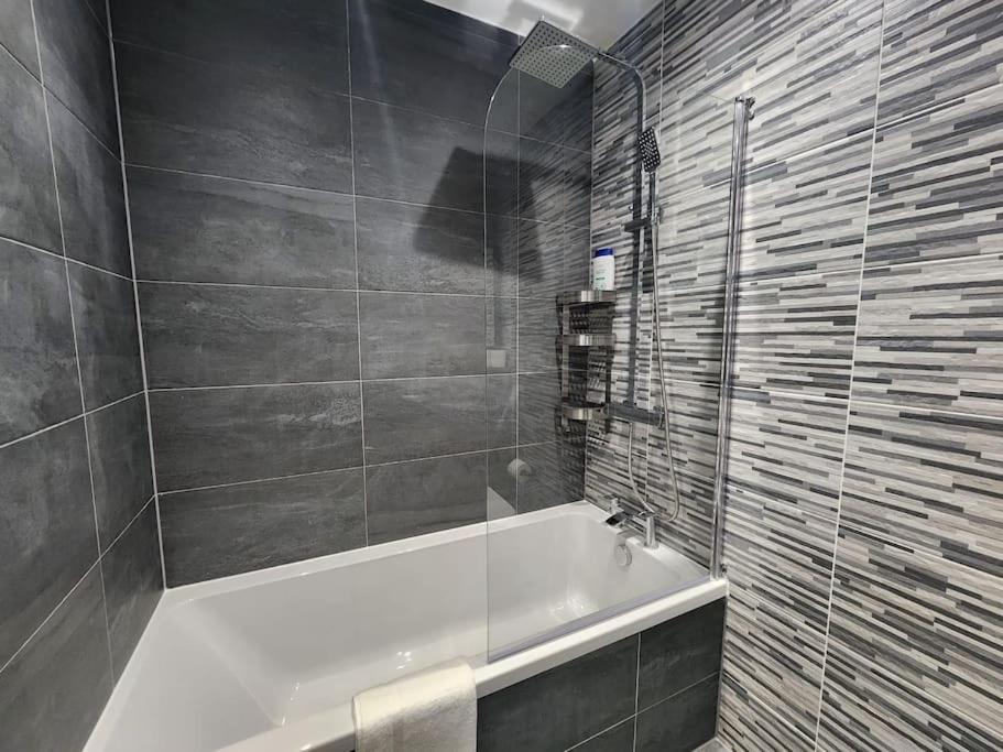 Paradigm Court, Modern 2-Bedroom Apartment F2, Оксфорд Екстериор снимка